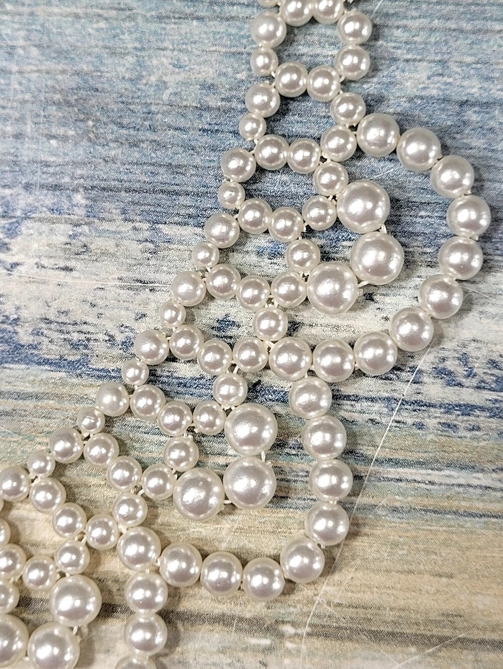 Elegant Chocker White Pearl  Necklace - Picture 3 of 8